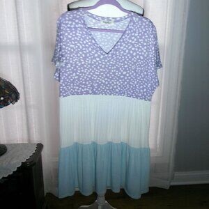 HAPTICS Short Sleeve V-Neck Purple, White and Blue Color Blocked Dress M